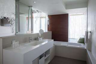 Отель Radisson Blu Iveria Hotel Тбилиси Стандартный номер-5