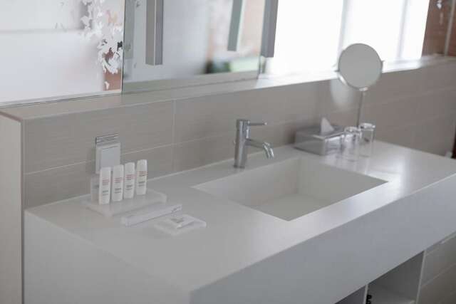 Отель Radisson Blu Iveria Hotel Тбилиси-50