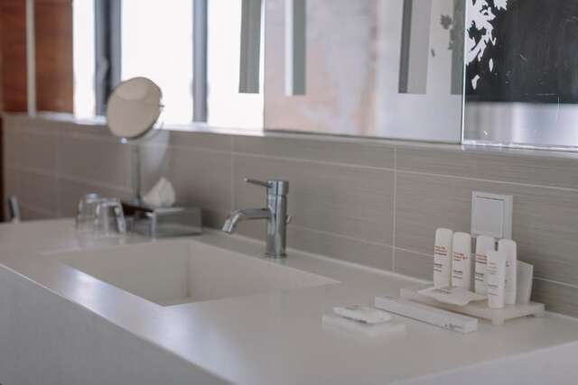 Отель Radisson Blu Iveria Hotel Тбилиси-62